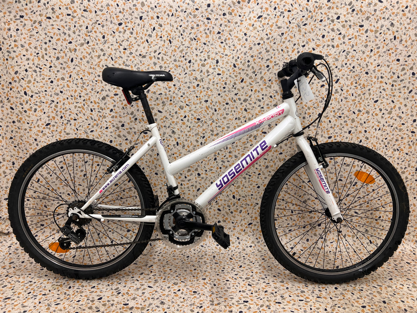 Yosemite X Sport, 24", 18 vxl