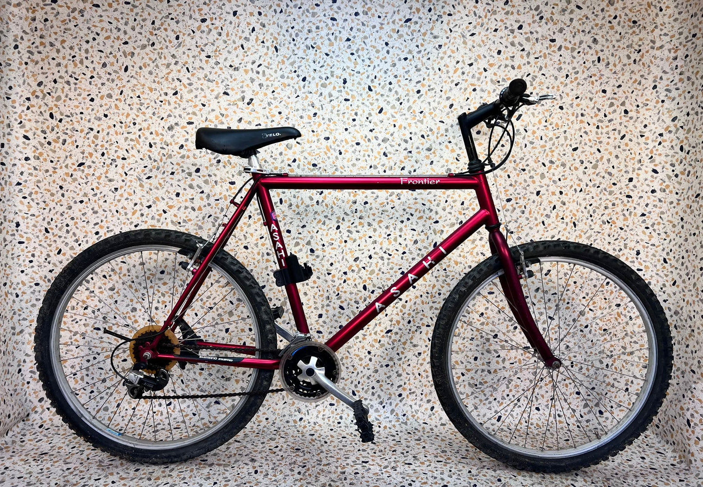 Asahi Frontier, 26”, 3 vxl