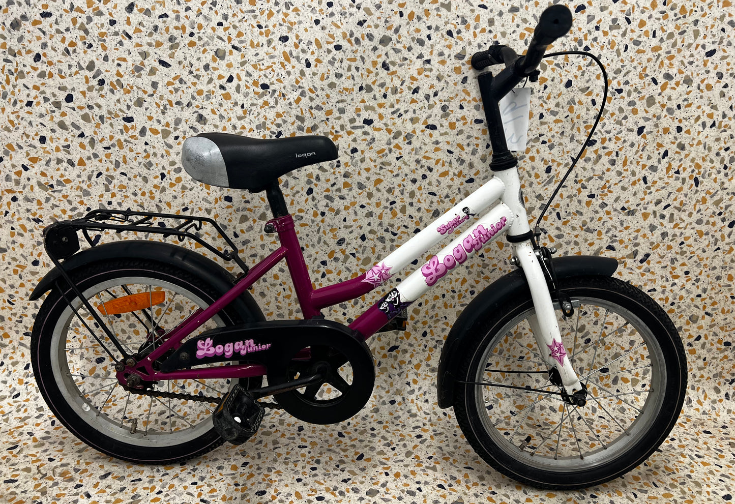 Logan Junior Super, 16"