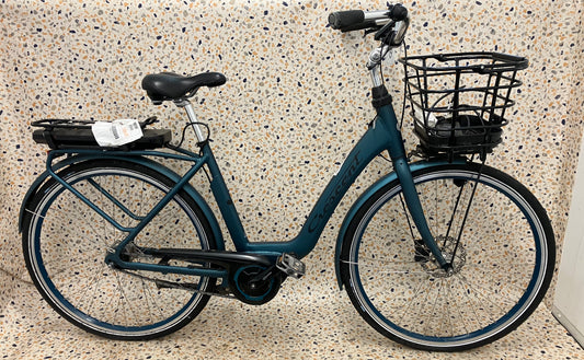 #1020 Crescent Elina, 28"