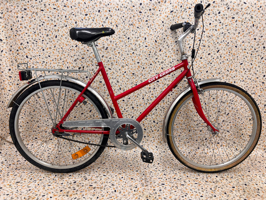 Crescent City Cross, 26", 3 vxl