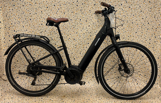 Cannondale Adventure, 27.5", 8 växlar