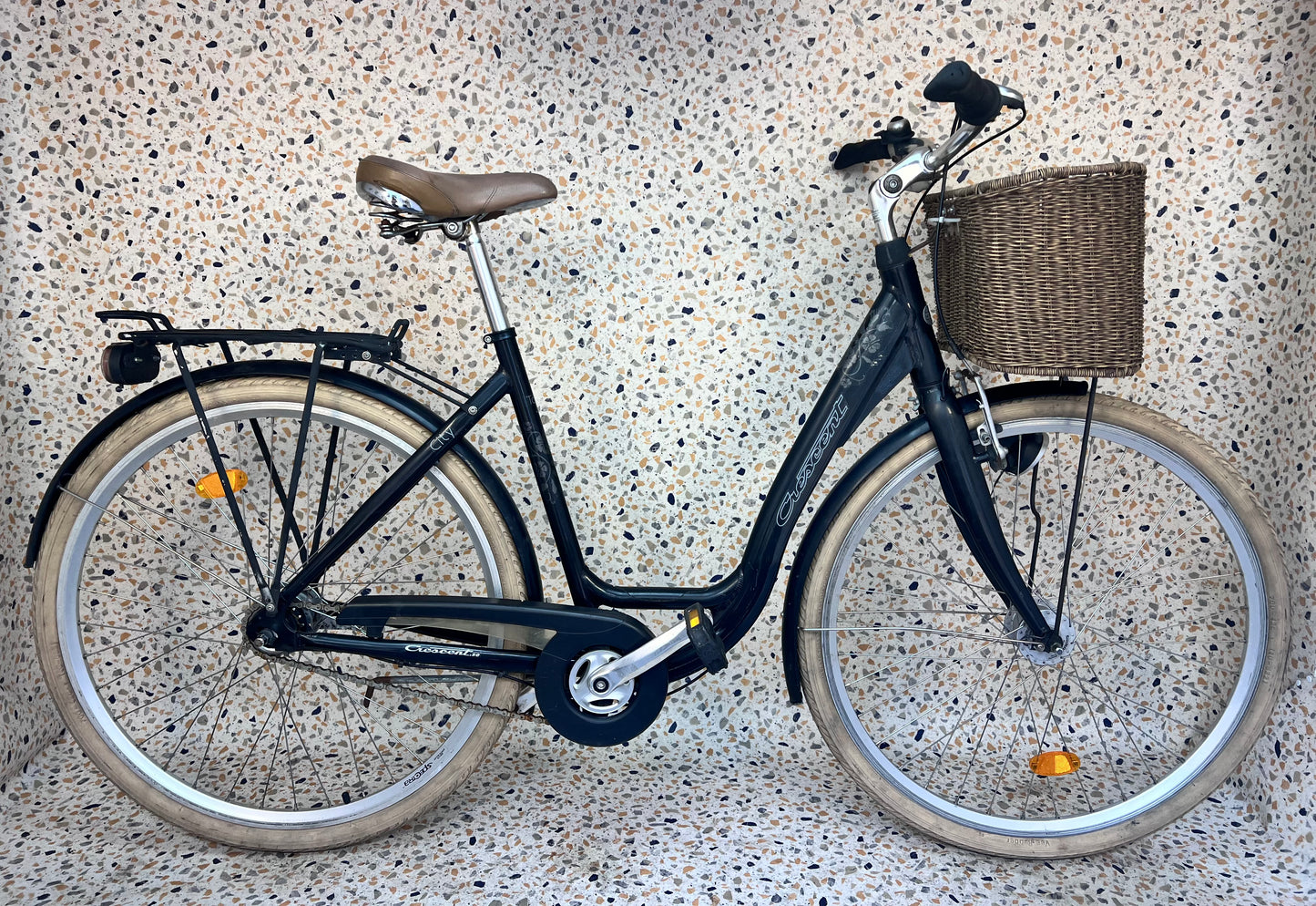 Crescent City, 28", 6 vxl,