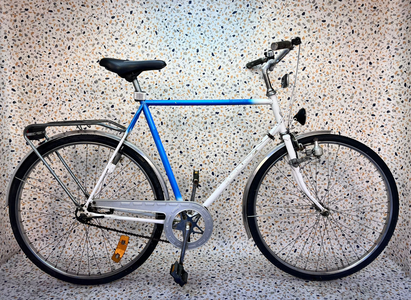 Crescent City, 28", 3 vxl